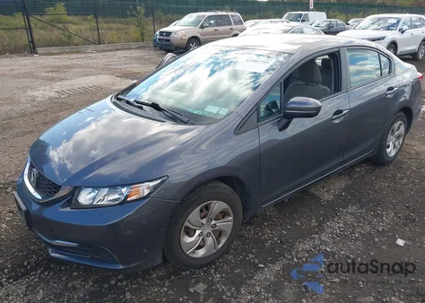 2015 Honda Civic Lx z USA, uszkodzony, nr VIN 19XFB2F54FE258699